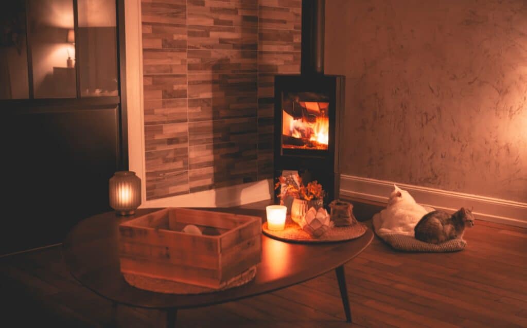 intégration d'une cheminée dans un cadre